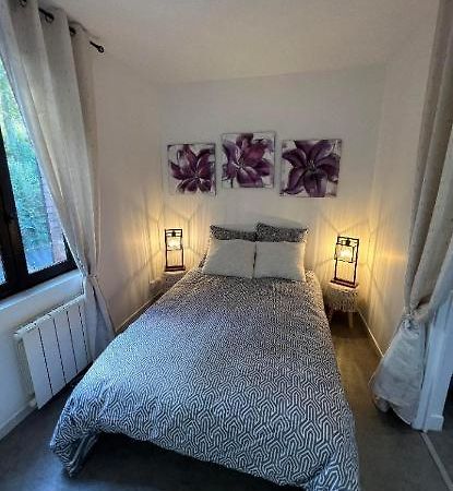 T2 Proche Gare Avec Wifi 1Er Etage Appartement Chartres Buitenkant foto